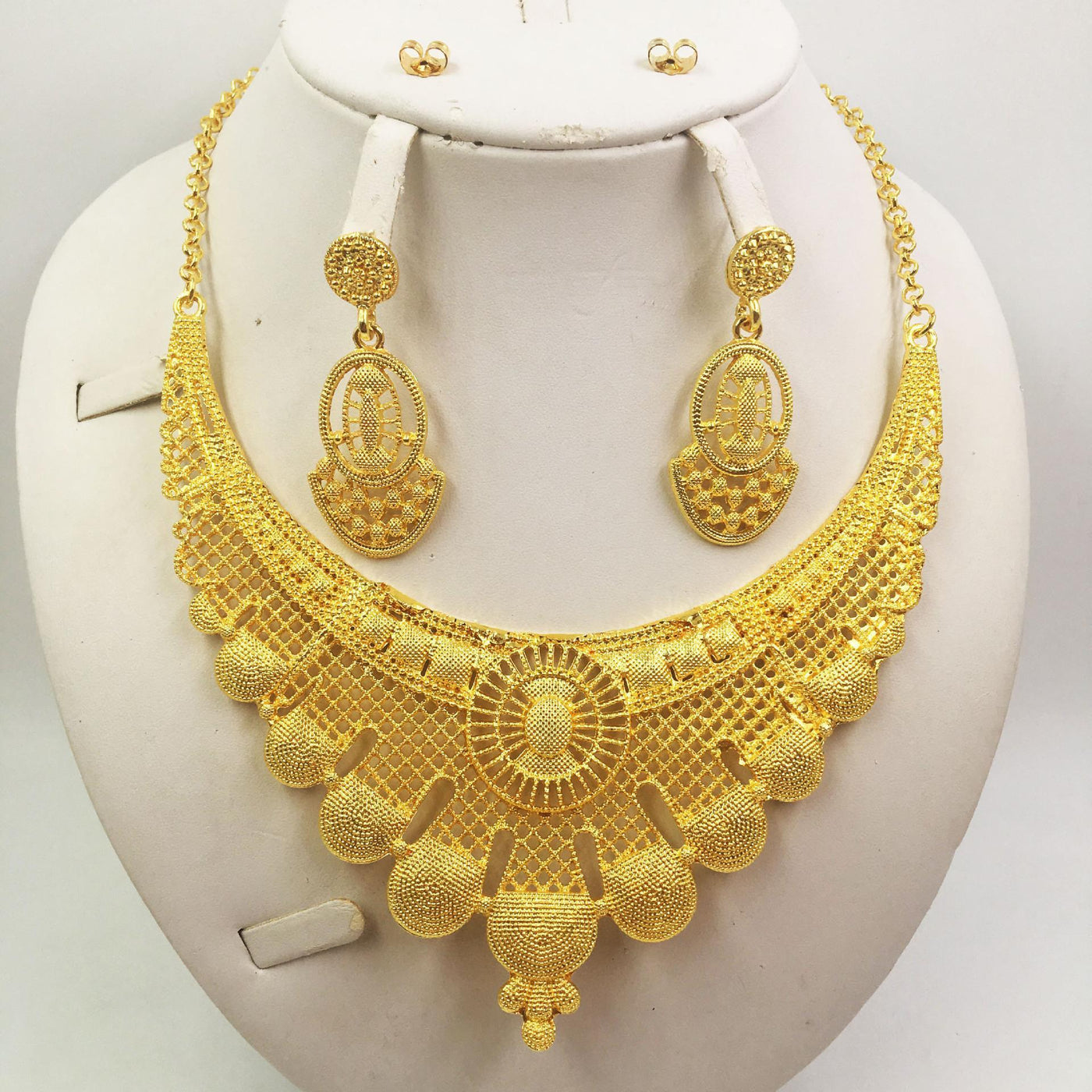 Golden Elegance African Wedding Necklace and Earrings